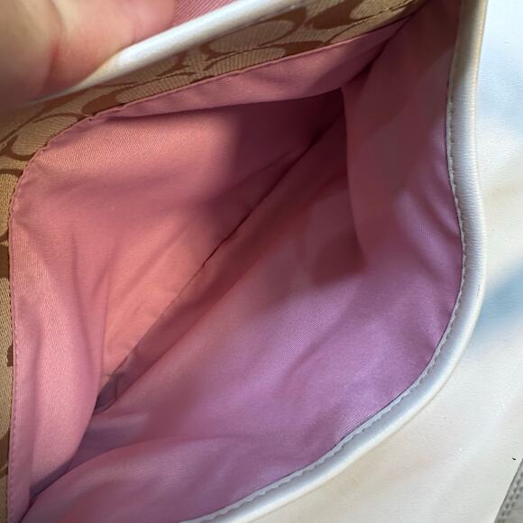 Vintage Y2K Coach Monogram Canvas and Leather Shoulder Bag - Picture 12 of 14